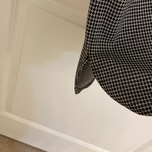 Houndstooth Pattern Dress - Picture 4 of 8